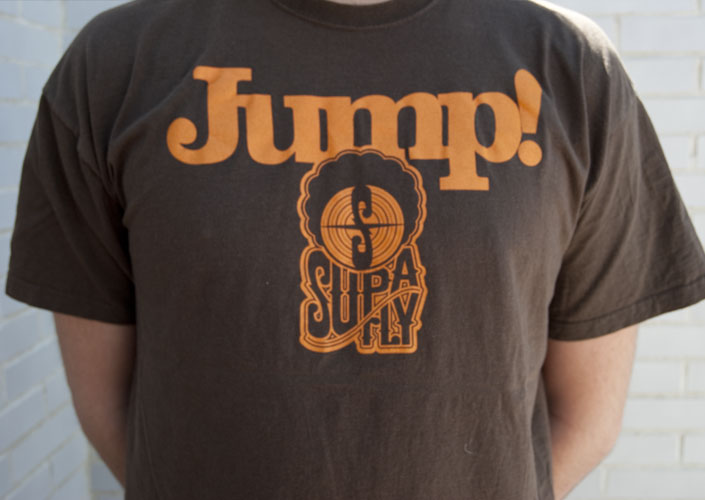Camiseta Supafly club. Jump